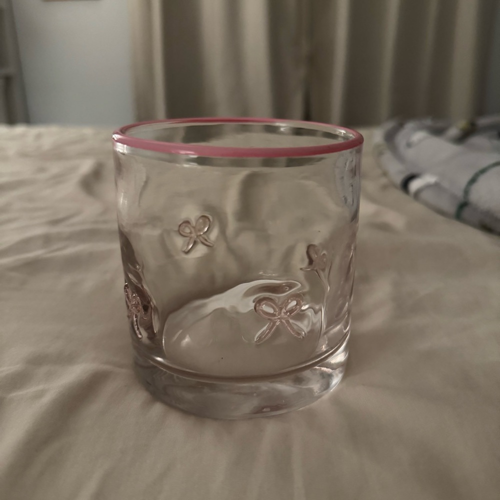 Pink Bow Glass Cup.